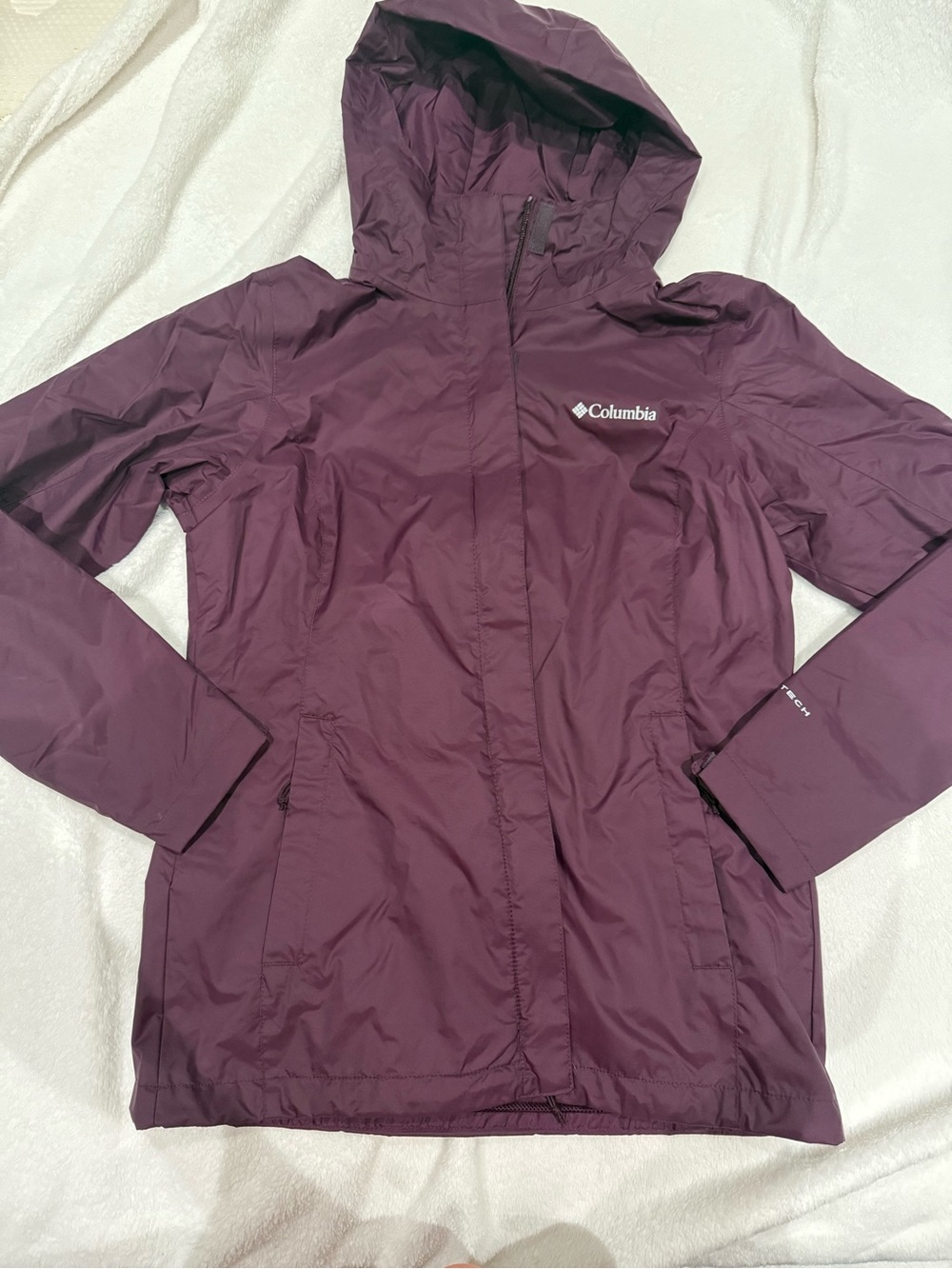 Columbia Women's Hooded Shell Jacket - Plum